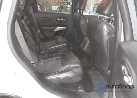 2018 Jeep Cherokee Latitude Plus 4X4 from USA, damaged, VIN 1C4PJMLB9JD508042